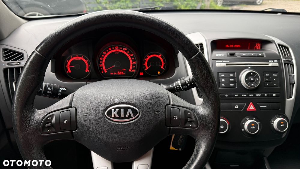 Kia ProCeed - 26