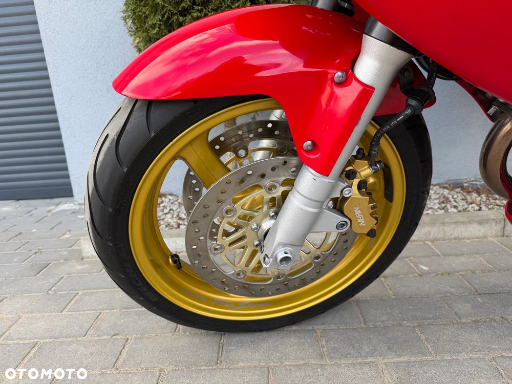 Honda VTR - 28