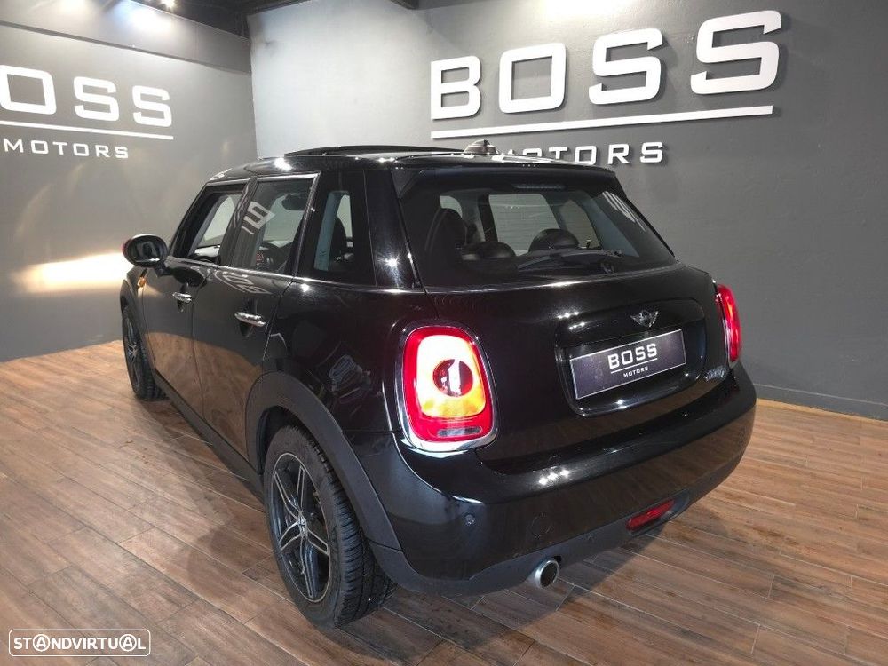 MINI 5 Portas Cooper D - 15