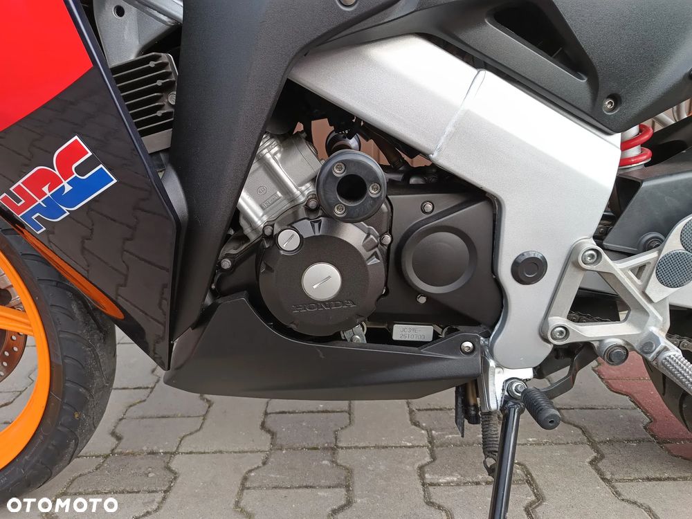 Honda CBR - 24