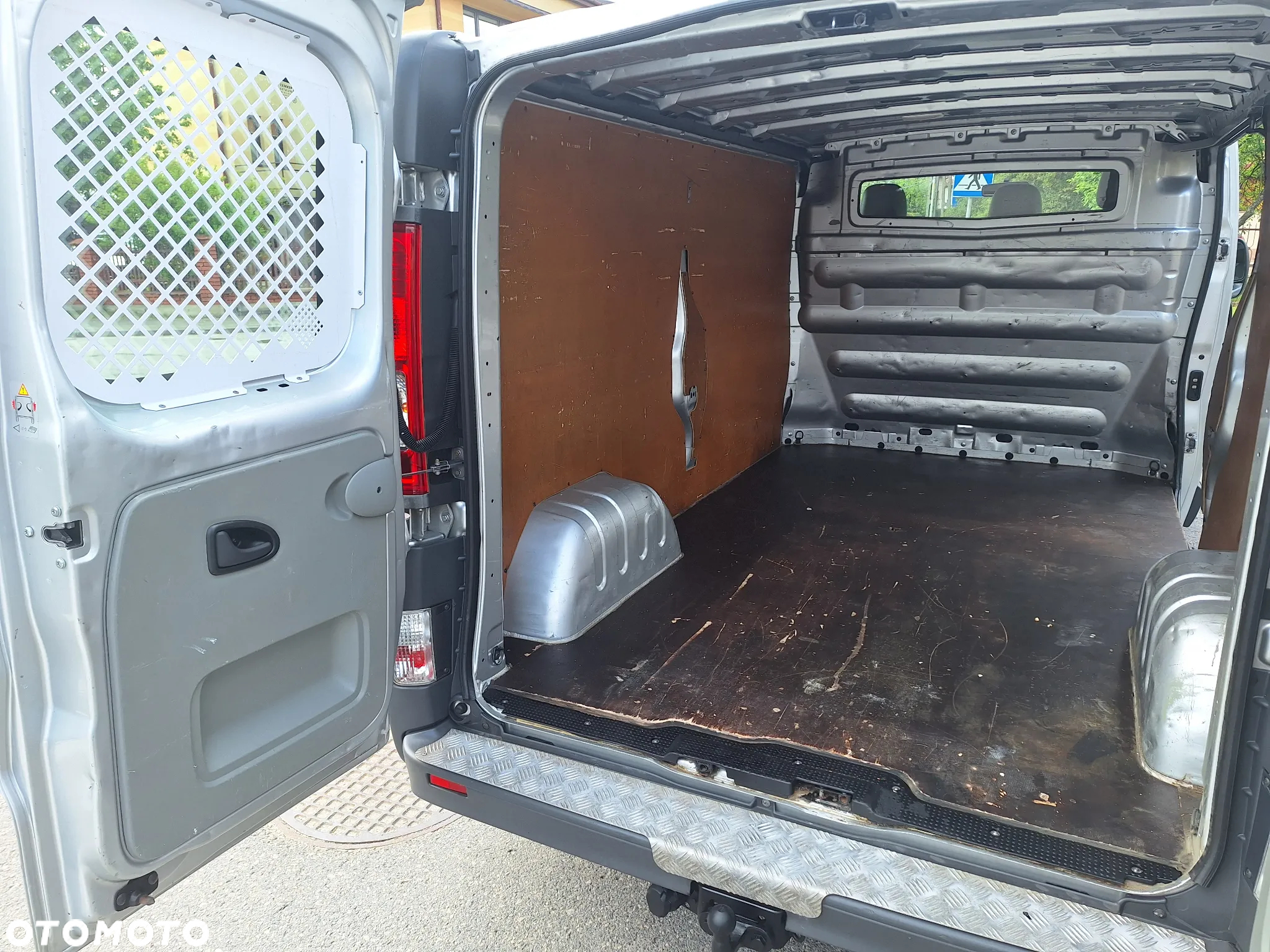Opel Vivaro - 23
