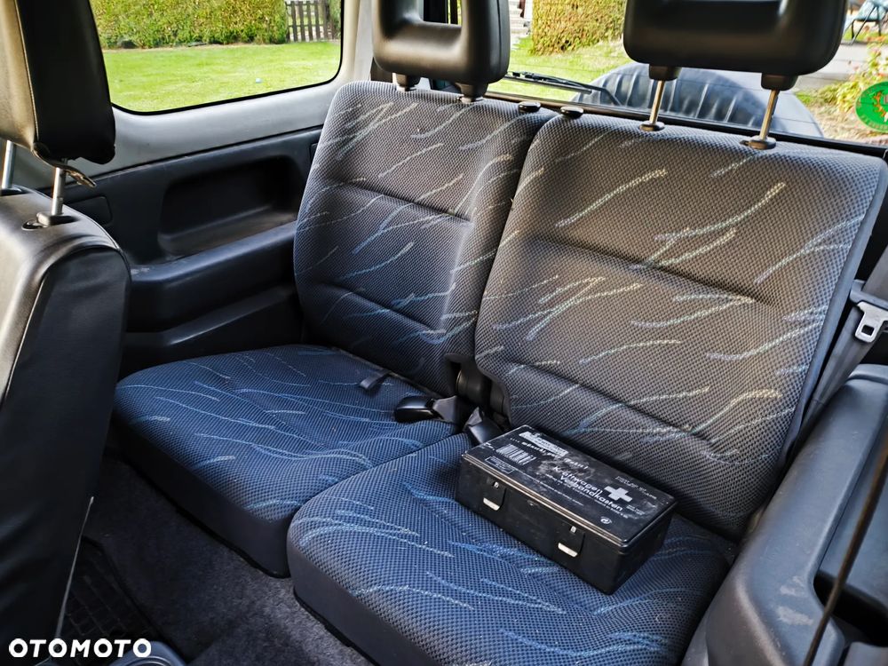 Suzuki Jimny 1.3 - 21