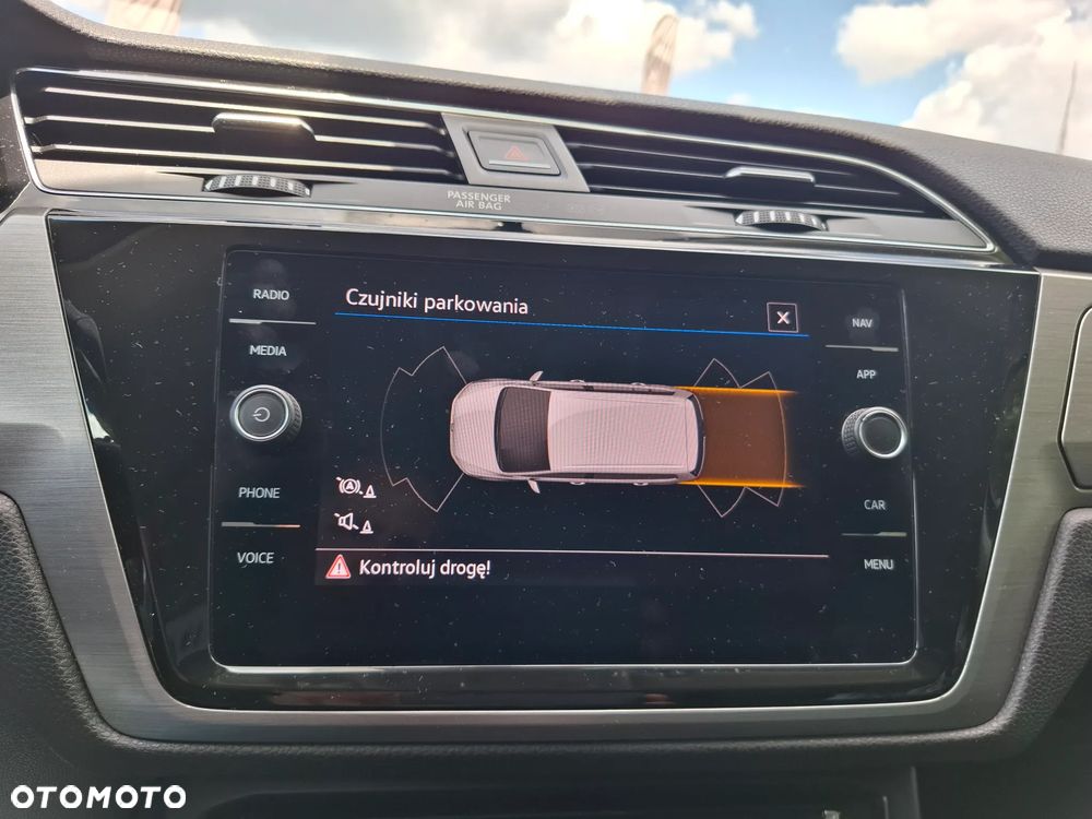 Volkswagen Touran - 18