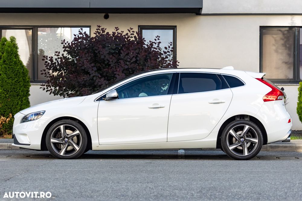 Volvo V40 D4 VEA Aut. R-Design - 11