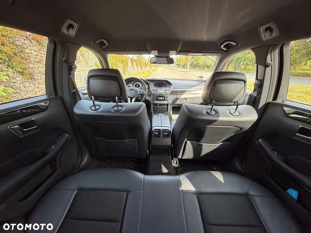Mercedes-Benz Klasa E 200 7G-TRONIC Avantgarde - 31