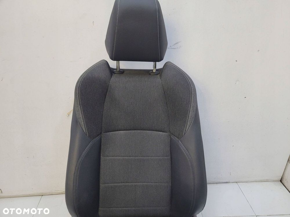 toyota corolla e21 18r- fotel pół skóra poduszka airbag lewy przód - 3