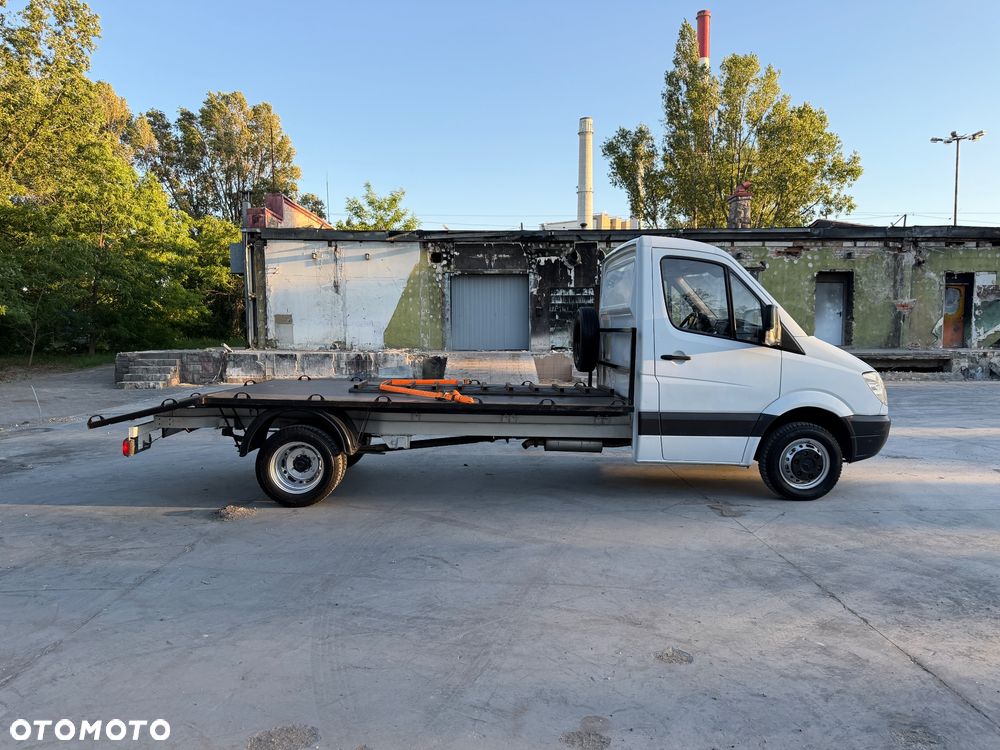 Mercedes-Benz Sprinter - 5