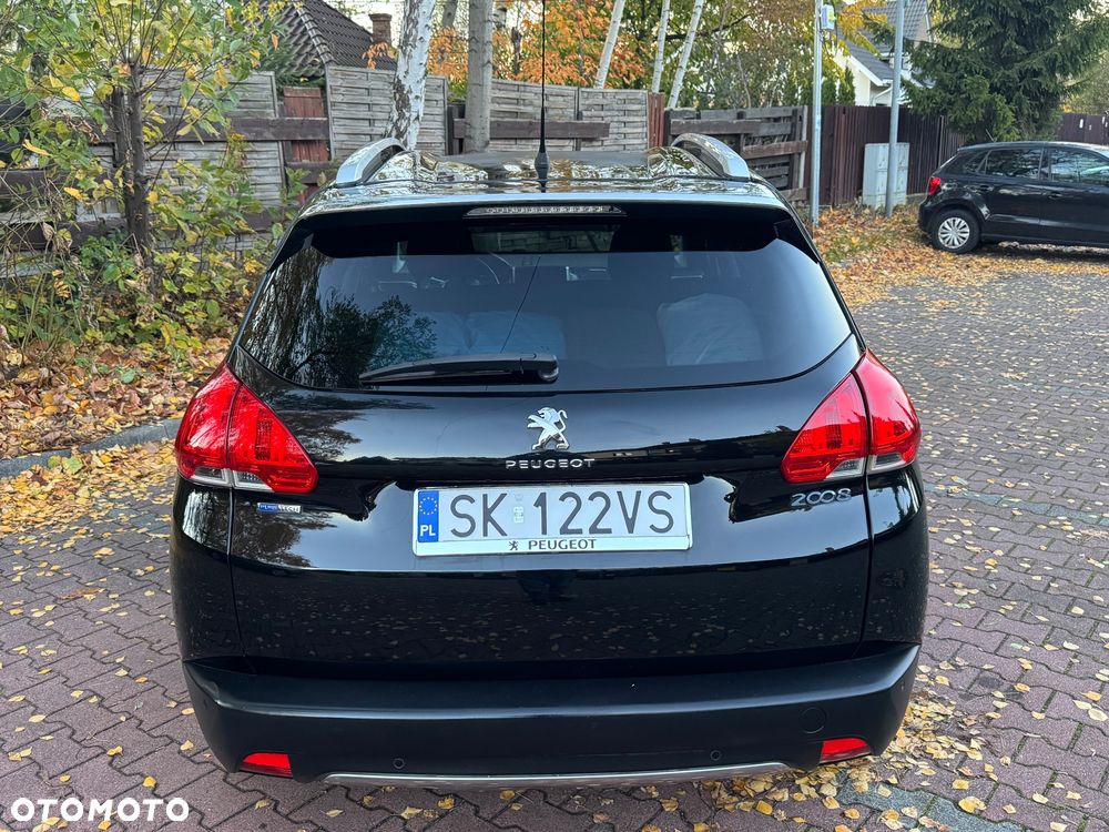 Peugeot 2008 1.2 Pure Tech Style EU6 - 7