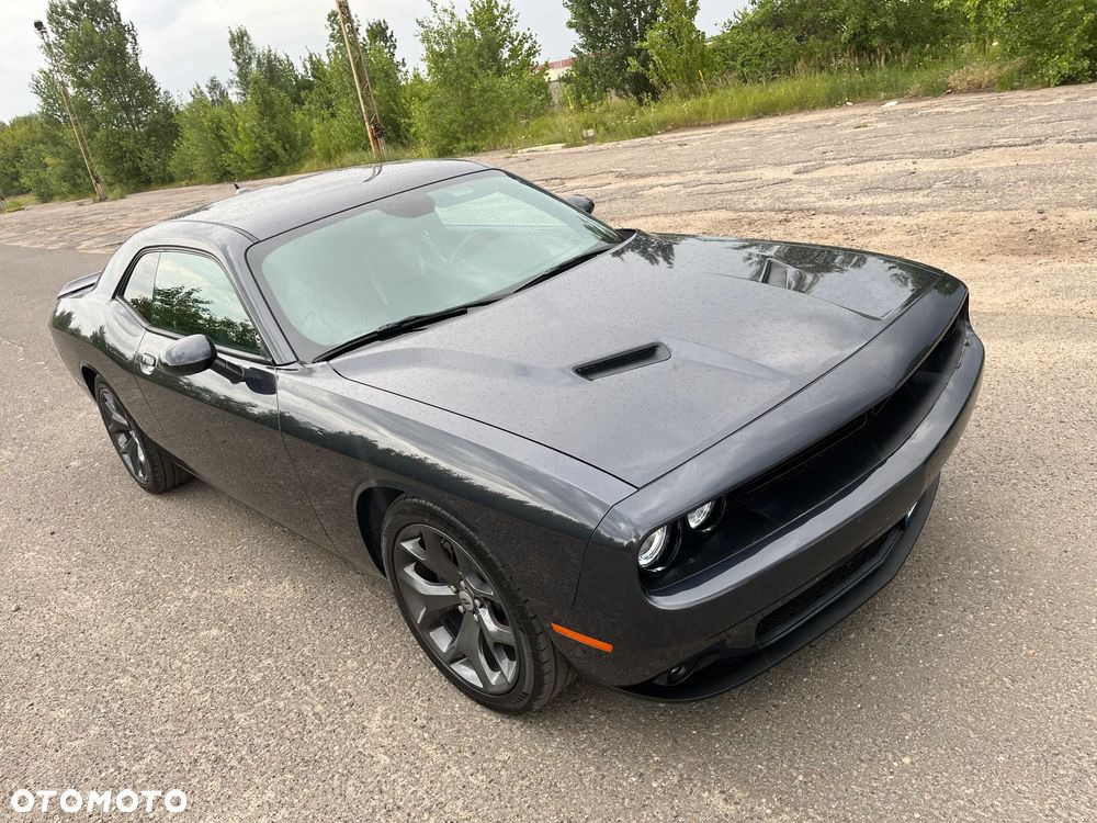 Dodge Challenger 3.6 SXT Plus - 17