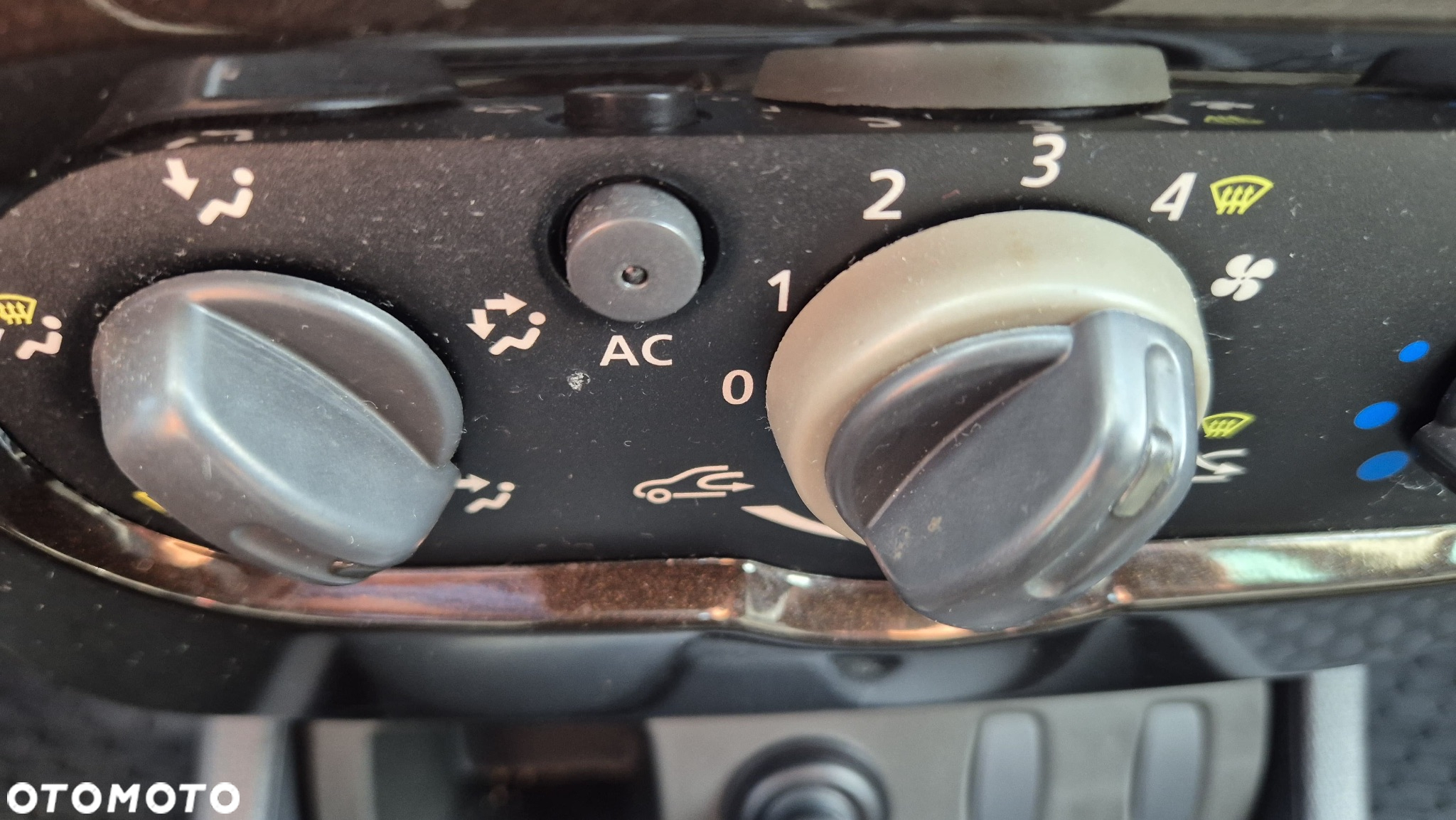 Dacia Duster 1.6 16V 4x2 Ambiance - 14