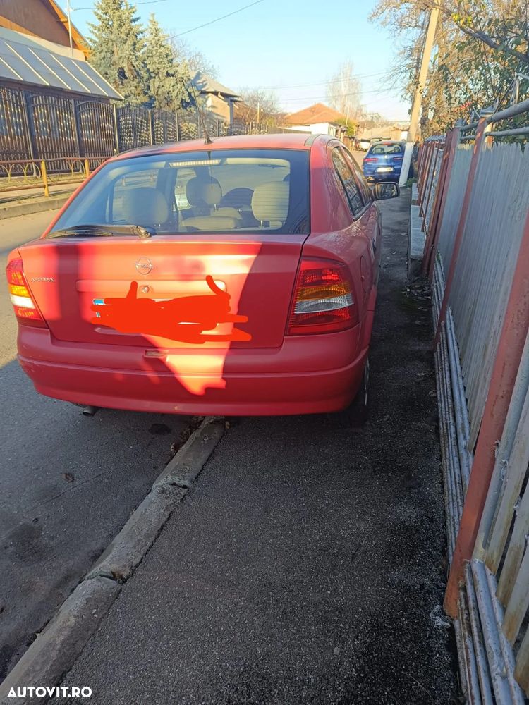 Opel Astra 1.4i Enjoy - 2