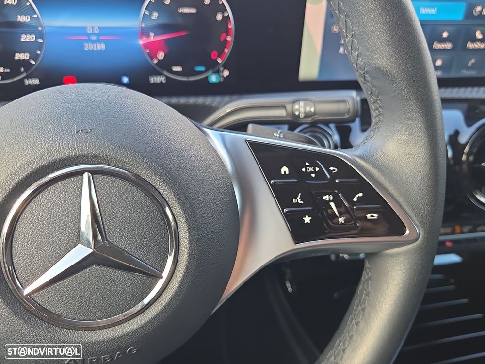 Mercedes-Benz A 200 Standard - 23