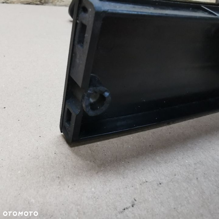 BMW E24 635CSI EUROPA KRATKA NAWIEWU KOKPITU NR. 64221381675OEM, 64221381679OEM, 64221381676OEM - 9