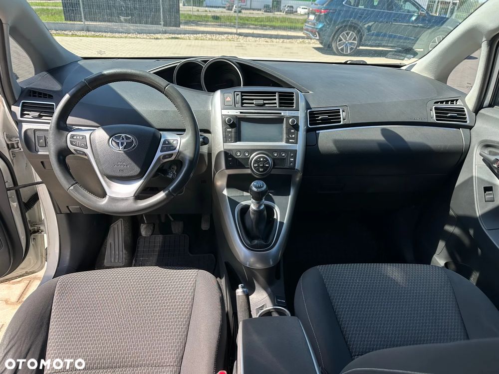 Toyota Verso - 10