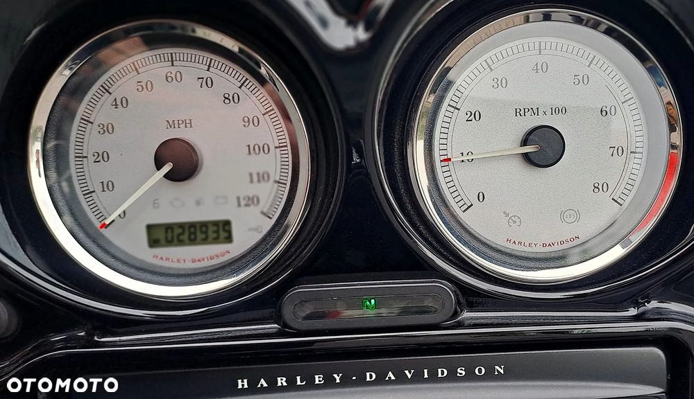 Harley-Davidson Touring Street Glide - 5