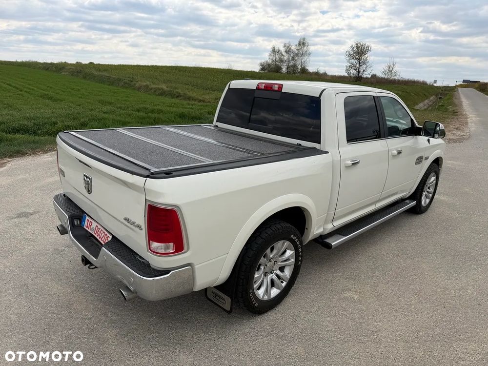 RAM 1500 5.7 Crew Cab Shortbed Limited Black - 7