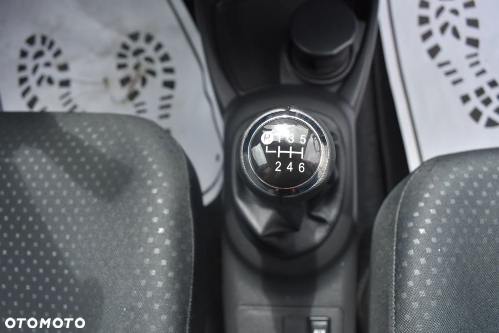 Toyota Yaris 1.33 VVT-i Life - 33