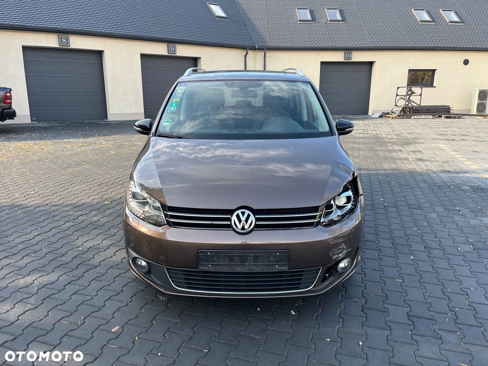 Volkswagen Touran 2.0 TDI DPF BlueMotion Technology DSG MATCH - 2