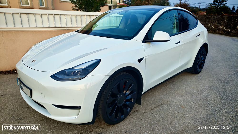 Tesla Model Y Performance Tração Integral - 1
