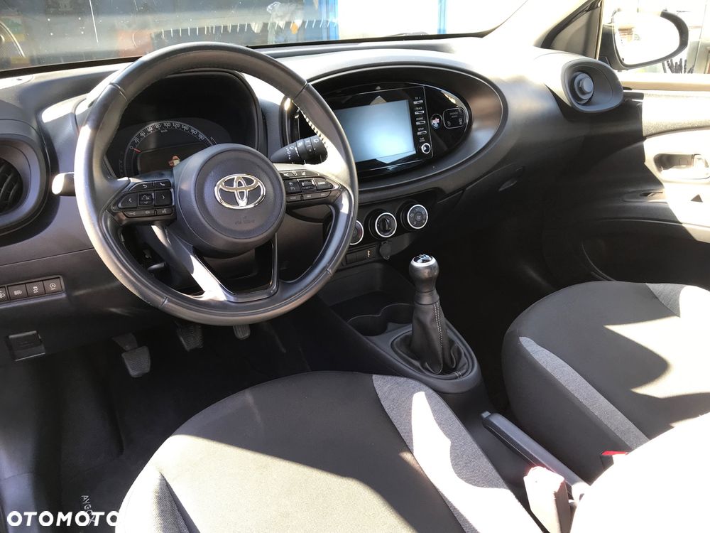 Toyota Aygo X - 11