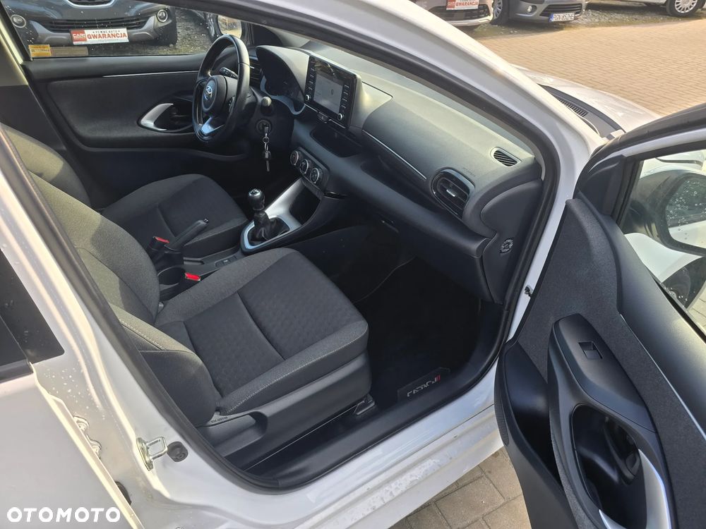 Toyota Yaris - 11