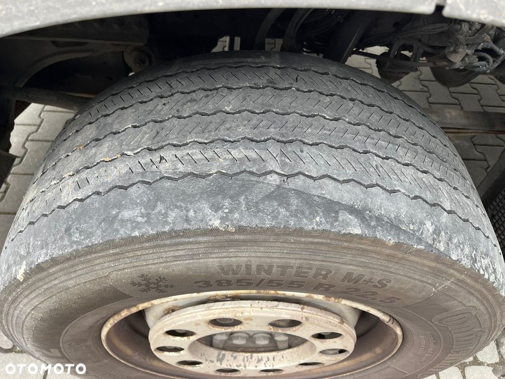 Mercedes-Benz ACTROS - 9