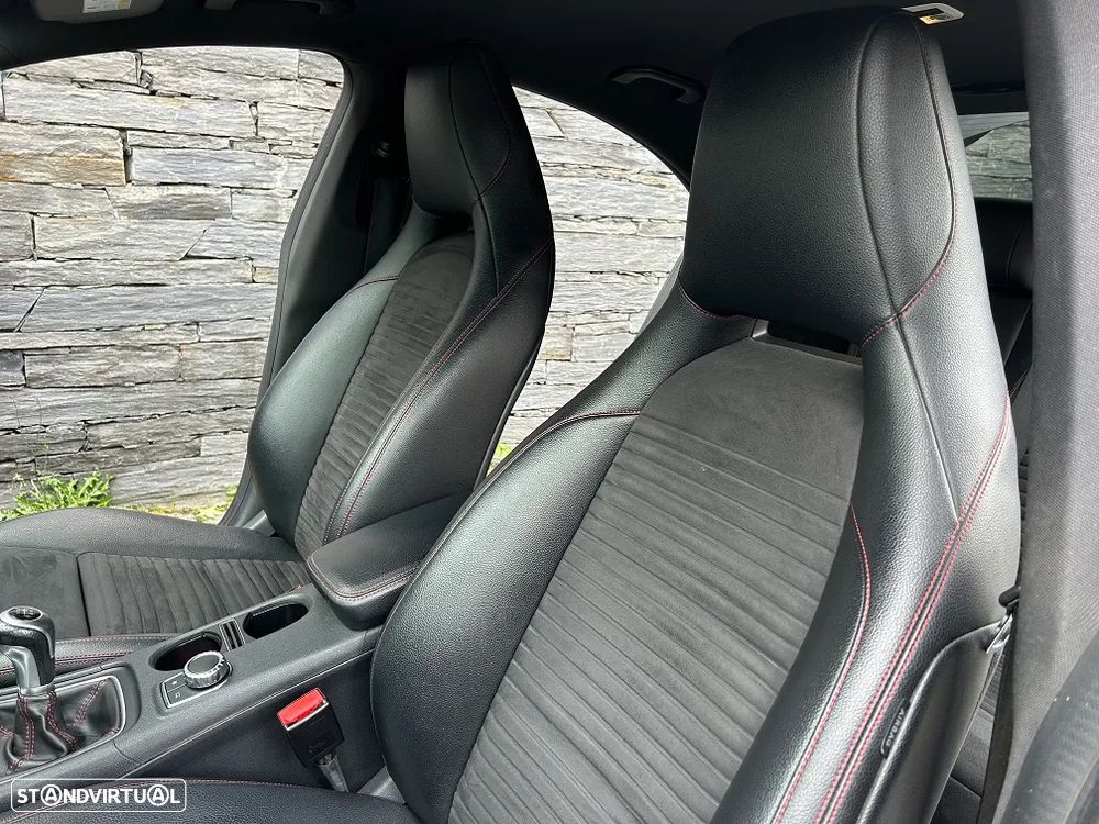 Mercedes-Benz CLA 180 d AMG Line - 12
