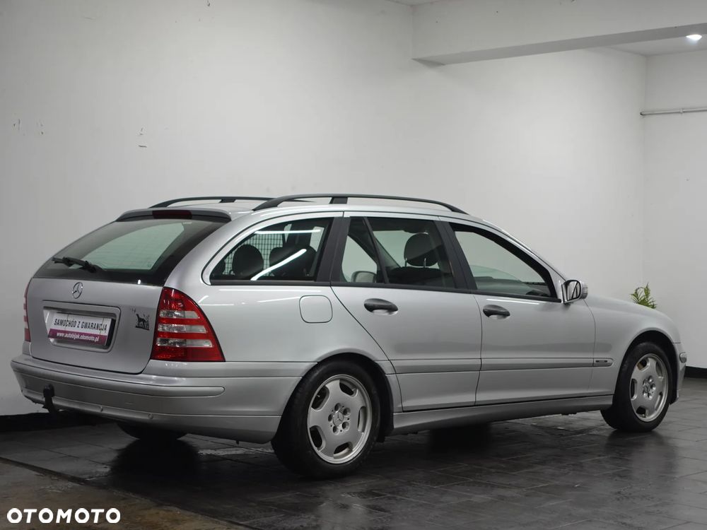 Mercedes-Benz Klasa C 220 CDI Classic - 9
