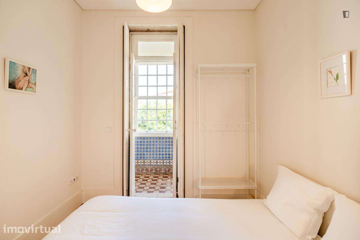 Casa com 3 quartos - localizado em Ramalde Porto - Grande imagem: 5/59