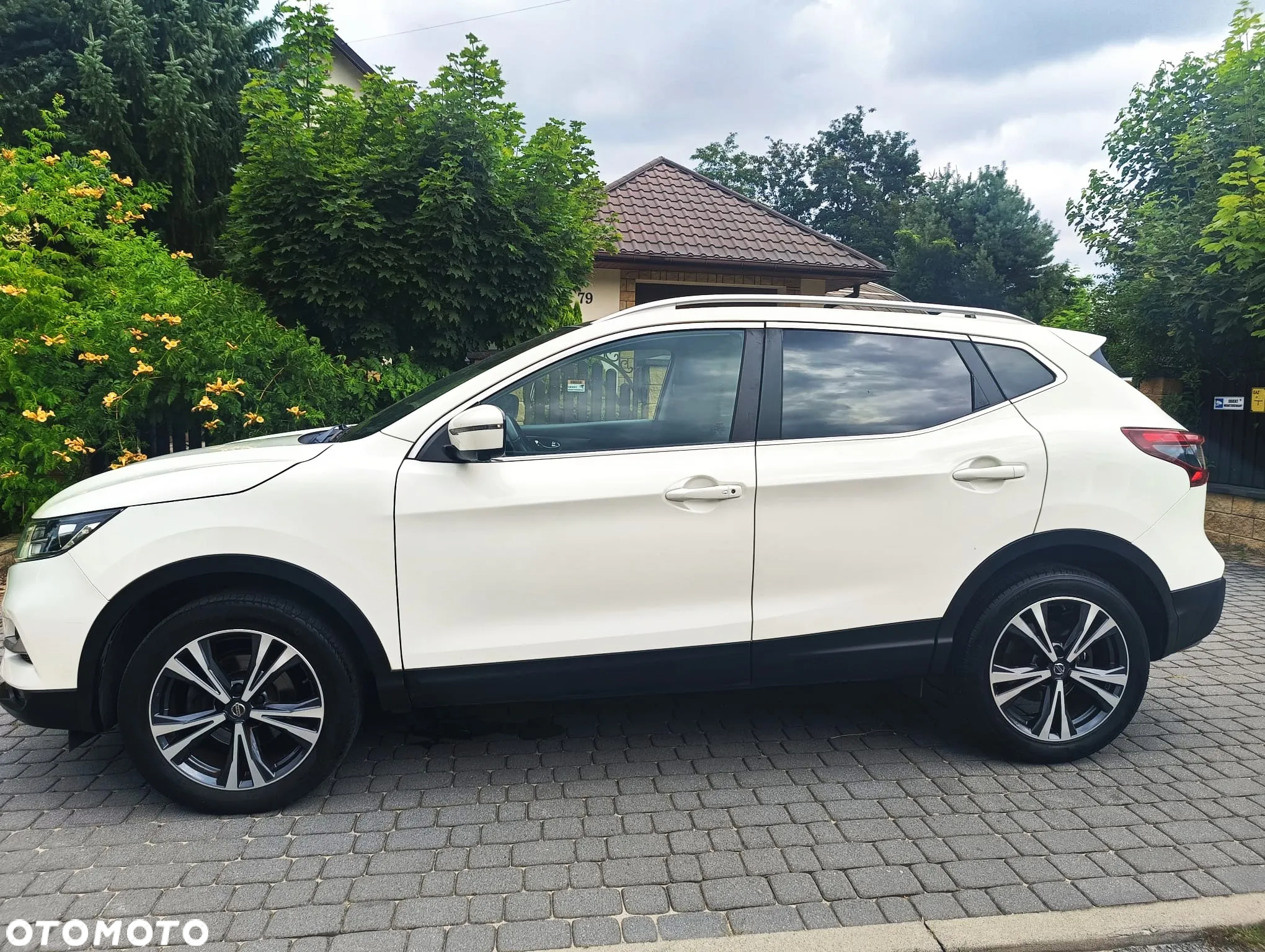 Nissan Qashqai 1.6 DIG-T TEKNA+ - 18