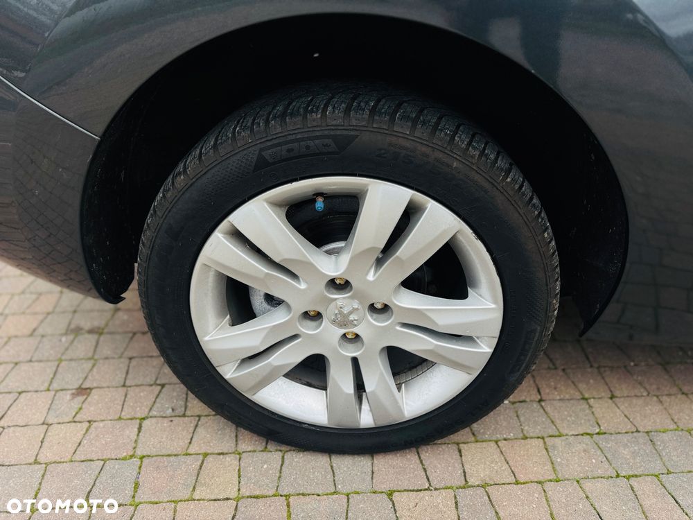 Peugeot 5008 1.6 e-HDi Active S&S 7os - 12