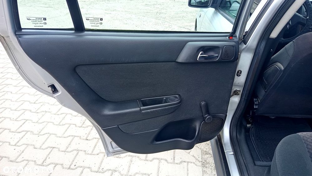 Opel Astra - 23