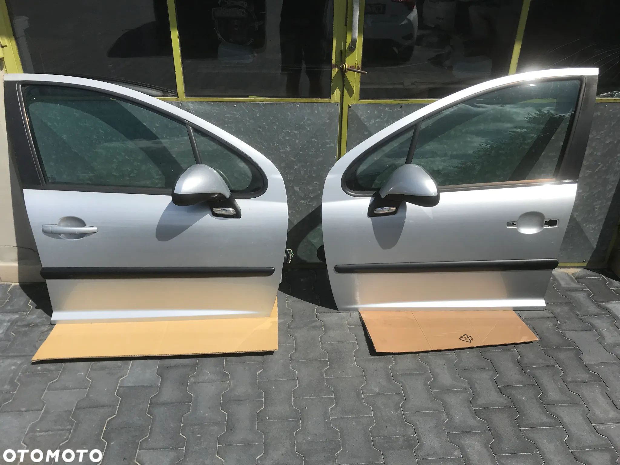 Peugeot 207 06-12 Drzwi Prawy Przód Lewy Przód w kolor EZRC - 1