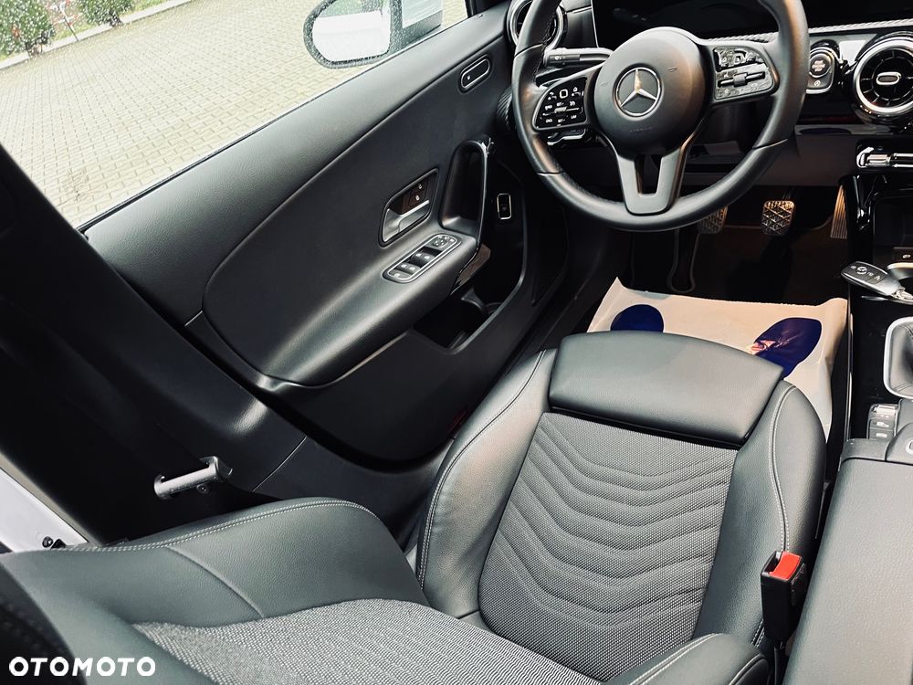 Mercedes-Benz Klasa A 200 Edition 2020 - 23