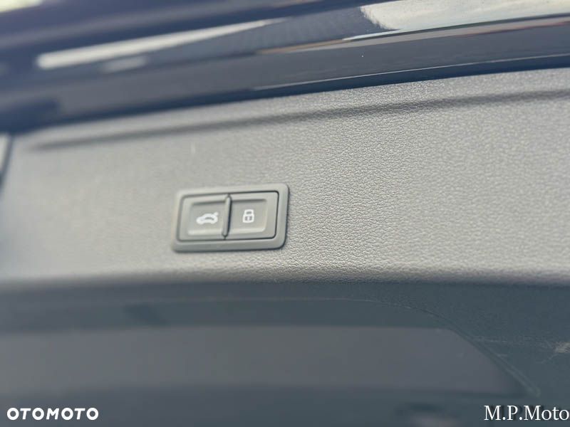 Audi A4 Avant 40 TDI S tronic S line - 24