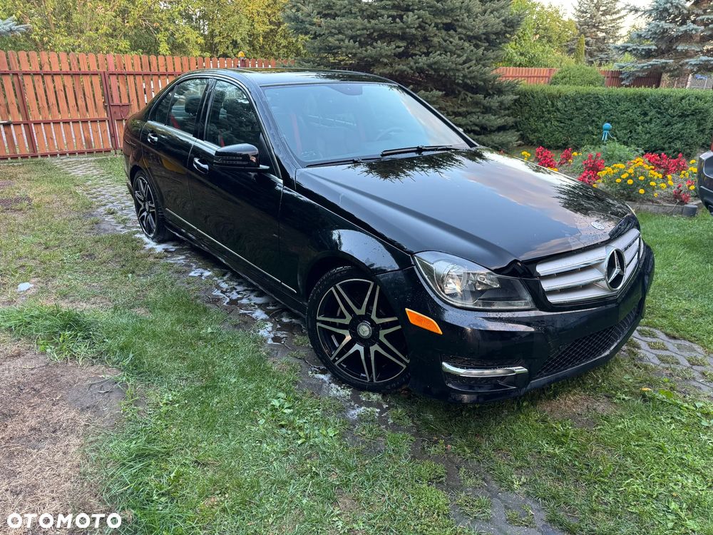 Mercedes-Benz Klasa C 250 CGI BlueEff Avantgarde - 14