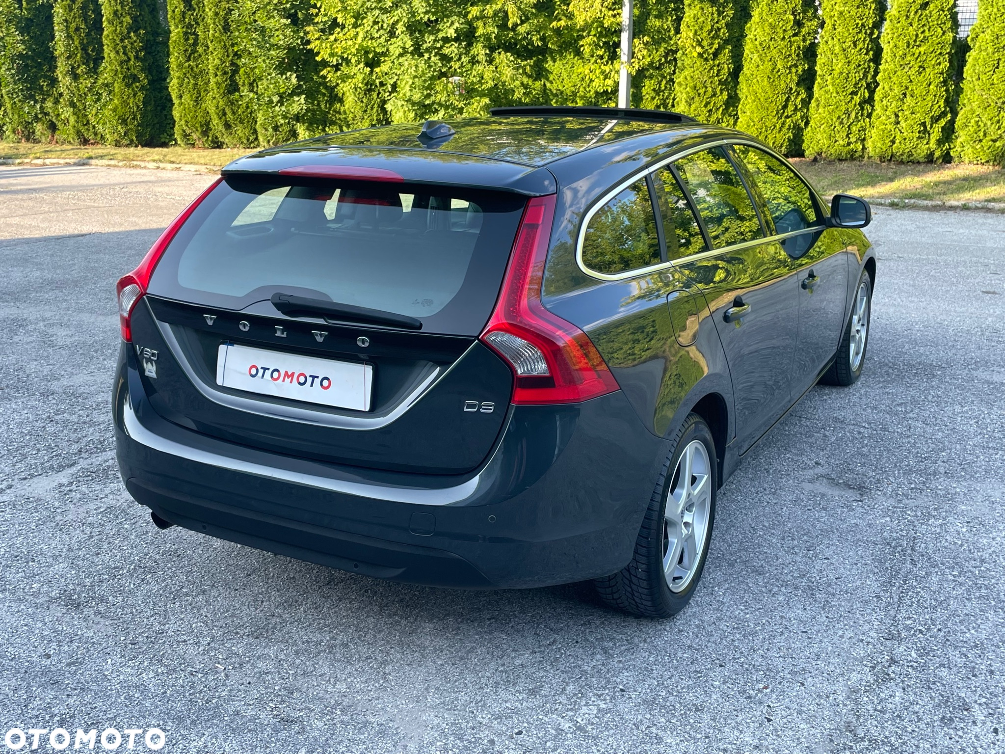 Volvo V60 D3 Geartronic Summum - 32