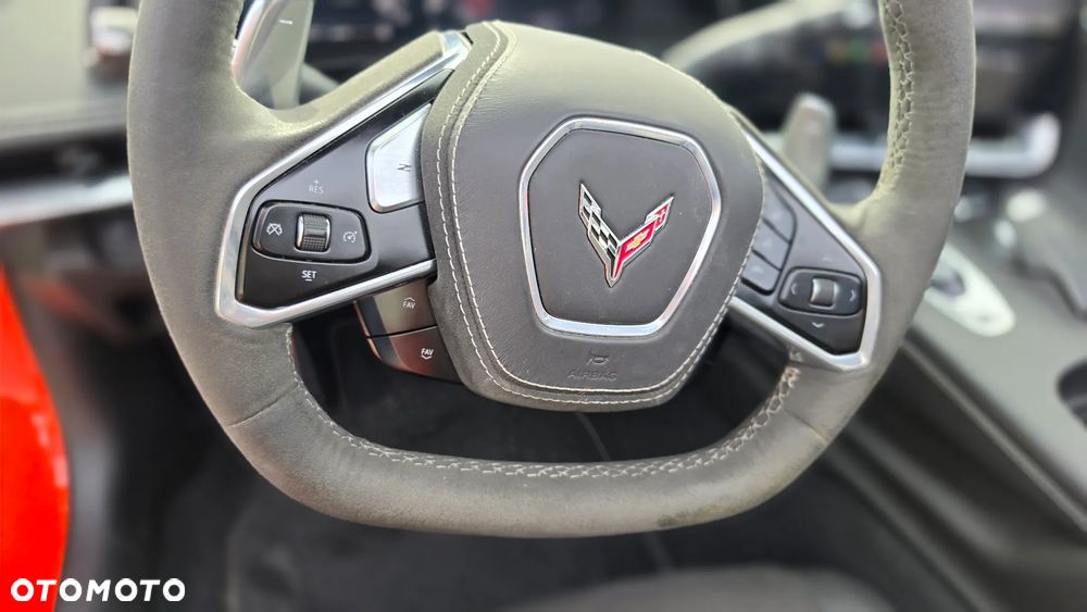 Chevrolet Corvette - 11