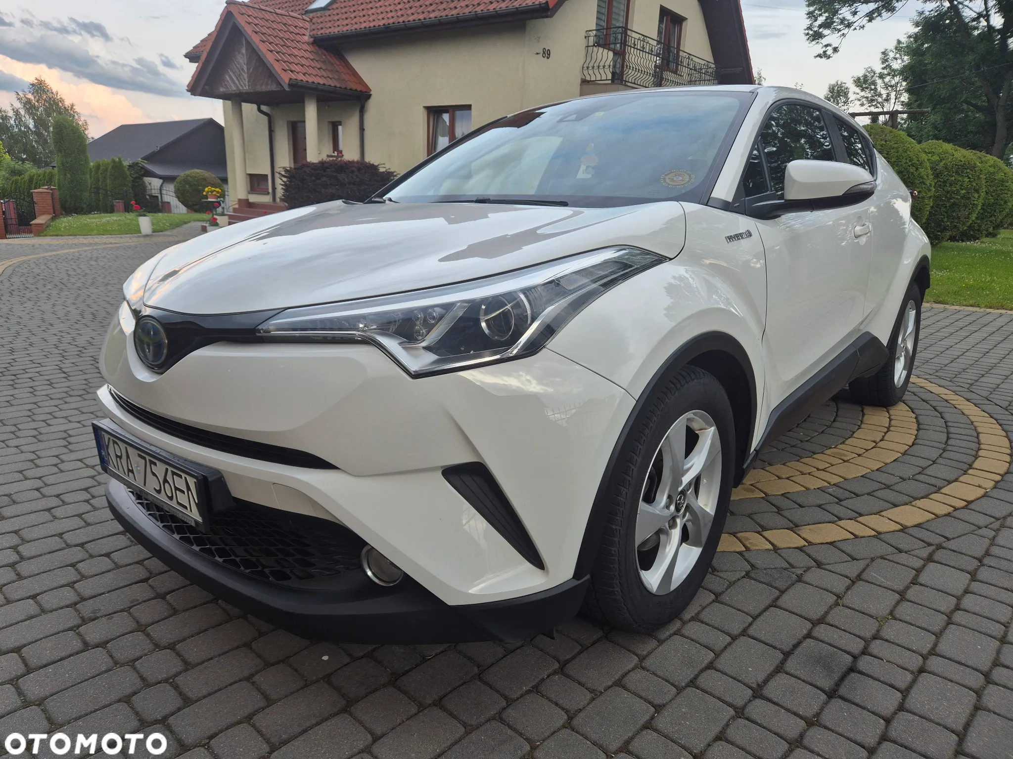 Toyota C-HR 1.8 Hybrid Selection - 4