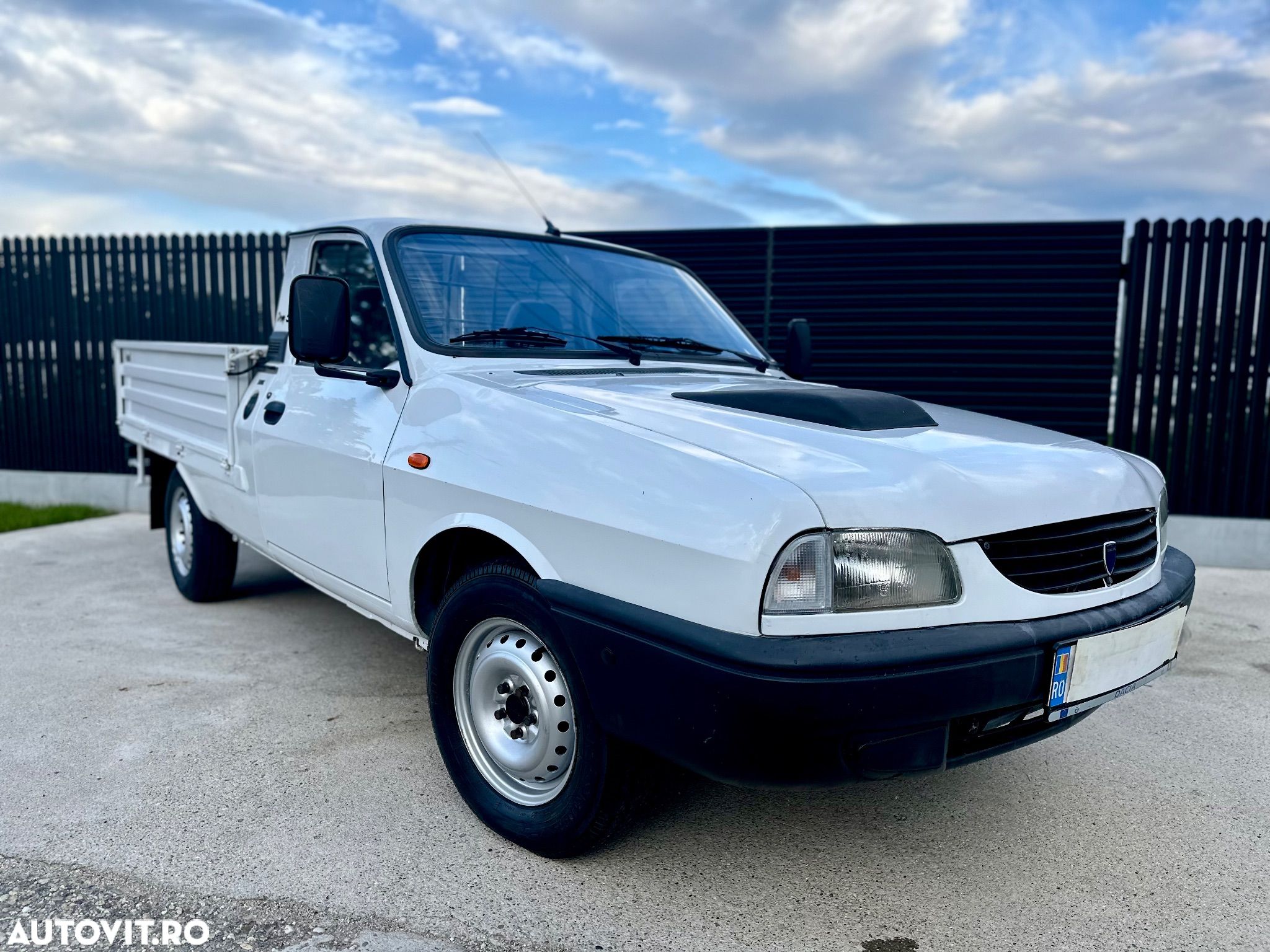 Dacia Pick Up - 1
