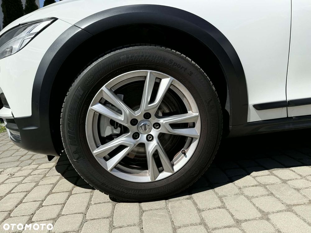 Volvo V90 D4 AWD Inscription - 8