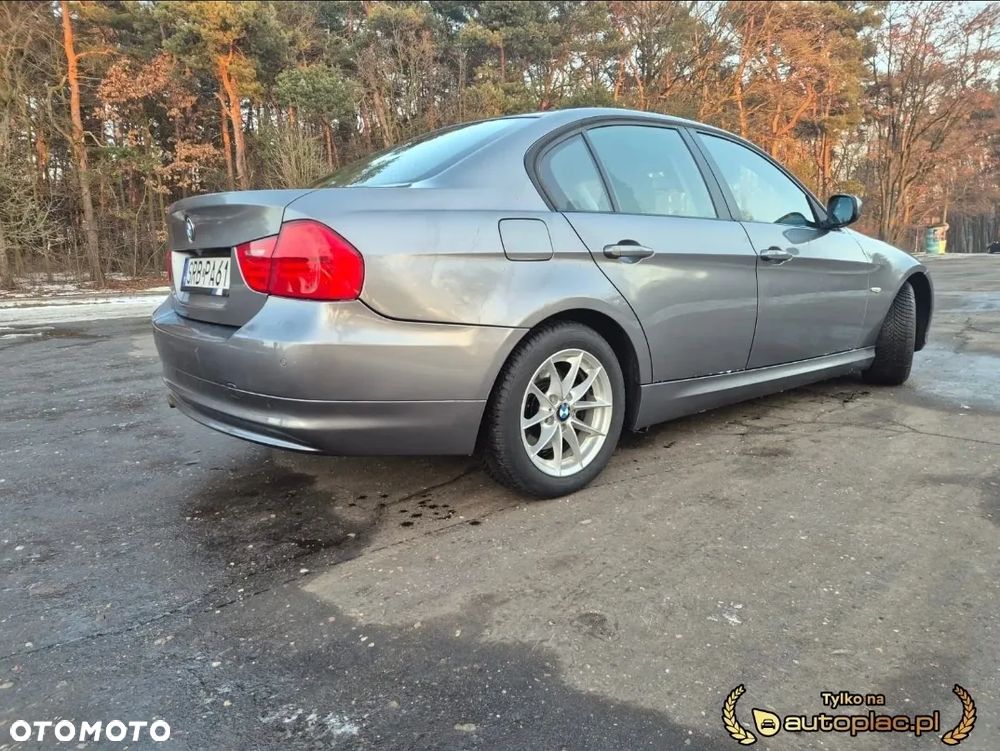 BMW Seria 3 318d - 8