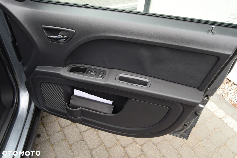 Dodge Journey 2.0 CRD Cool Family - 20