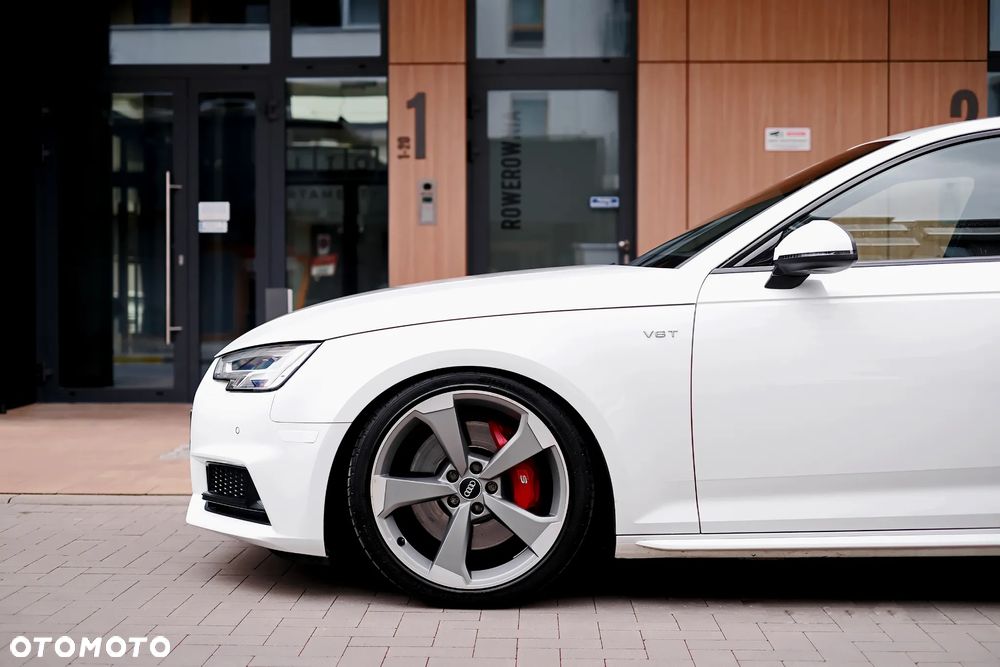 Audi S4 Limousine - 12