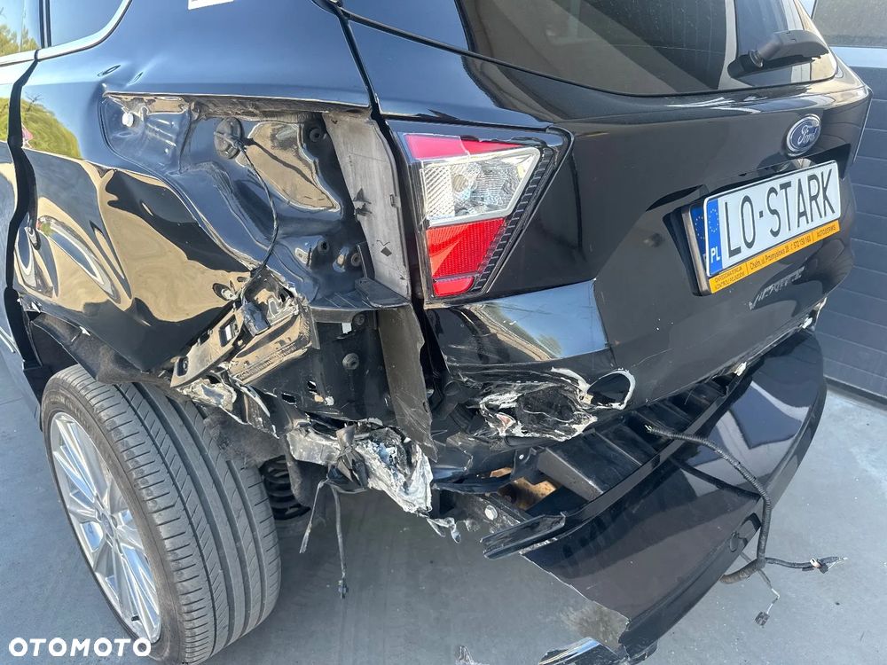 Ford Kuga 2.0 TDCi 4x4 Vignale - 10