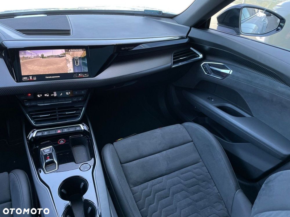 Audi e-tron GT - 17