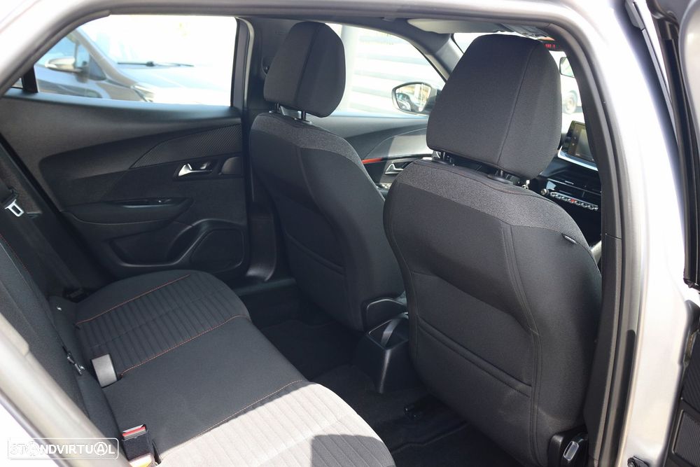 Peugeot 2008 1.2 PureTech Active Pack - 39