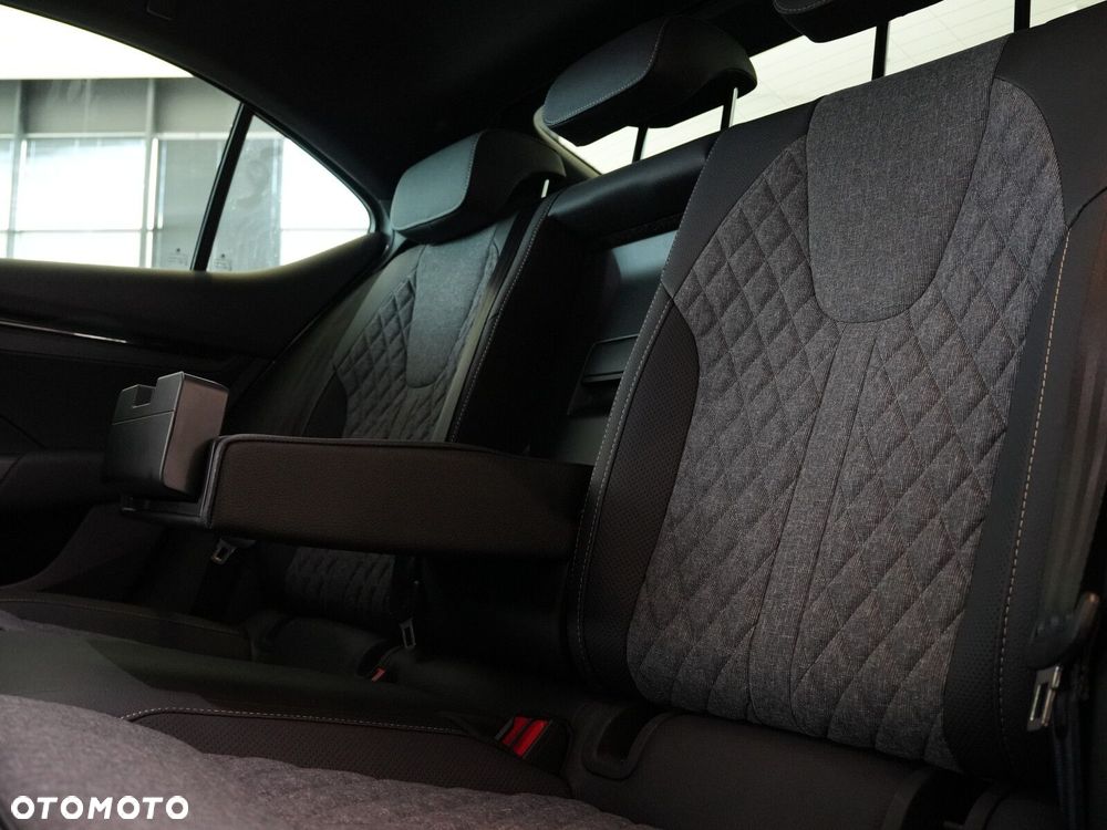 Skoda Octavia 1.5 TSI mHEV Sportline DSG - 38