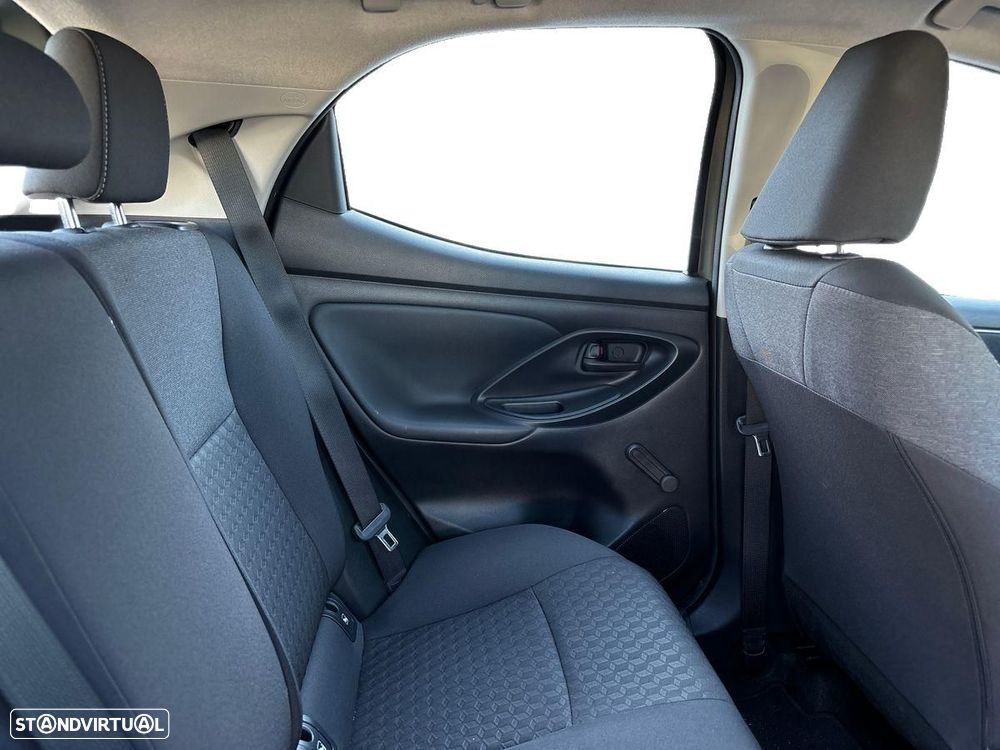 Toyota Yaris 1.0 VVT-i Comfort Plus - 7