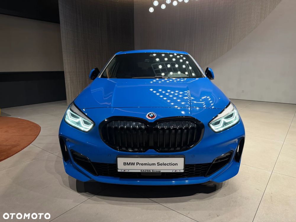 BMW Seria 1 120i M Sport - 4